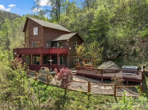 356 Walnut Cove Ridge Bryson City NC 28713