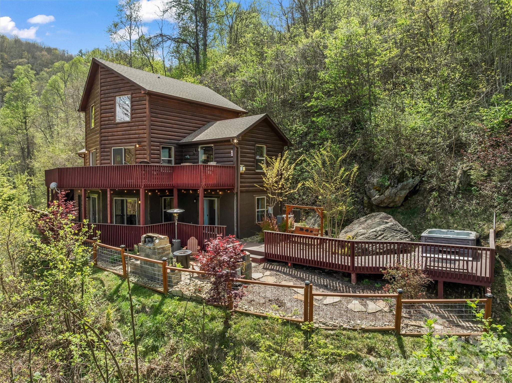 356 Walnut Cove Ridge Bryson City NC 28713