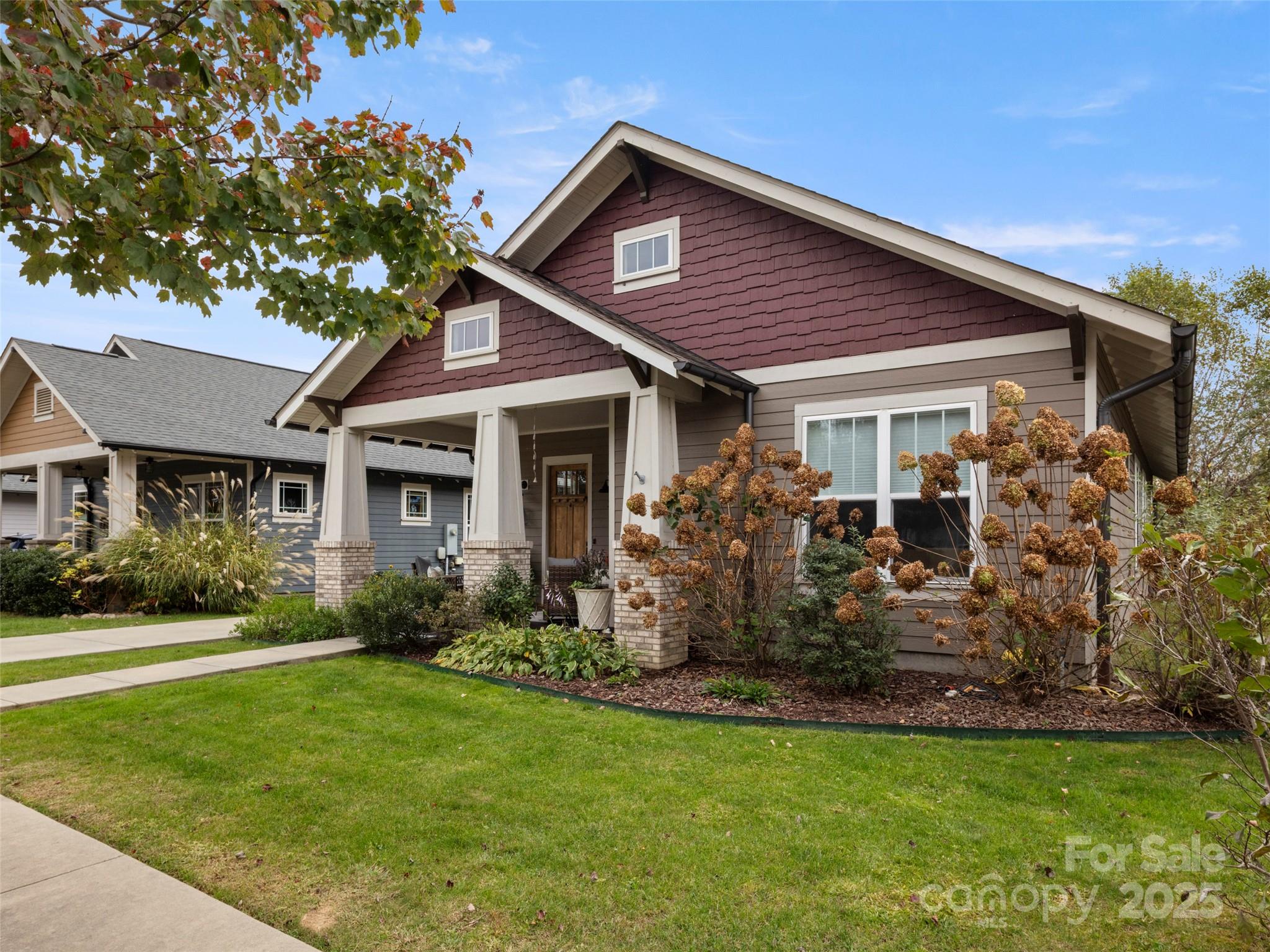 32 Bungalow Way Brevard NC 28712