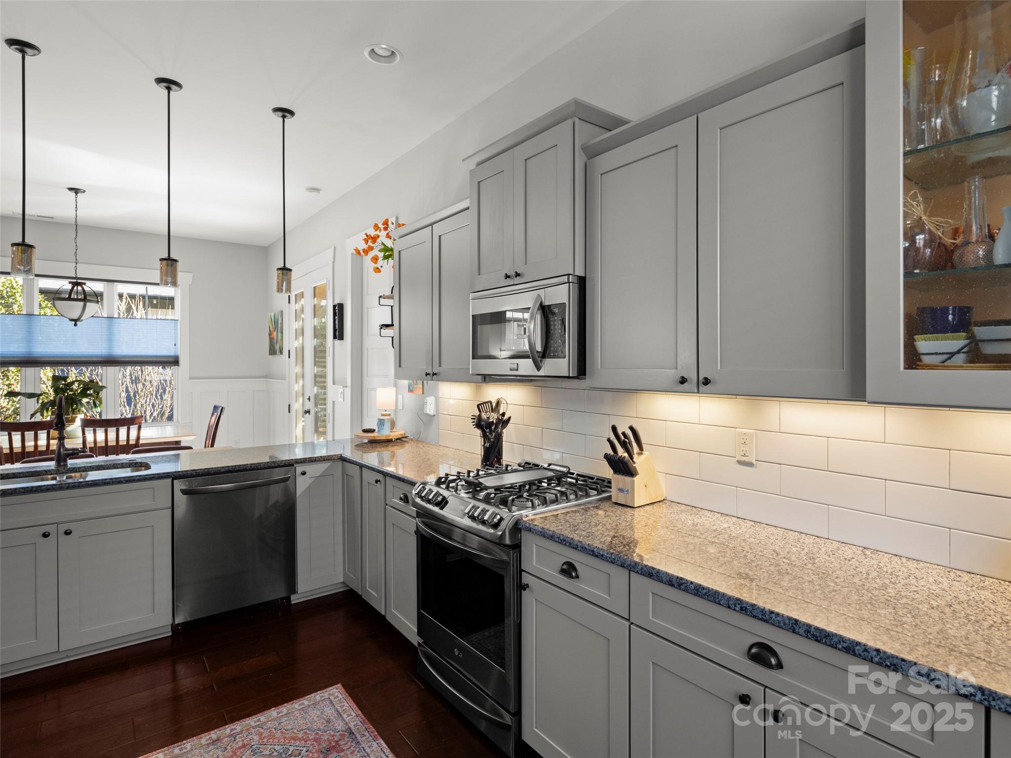 32 Bungalow Way Brevard NC 28712