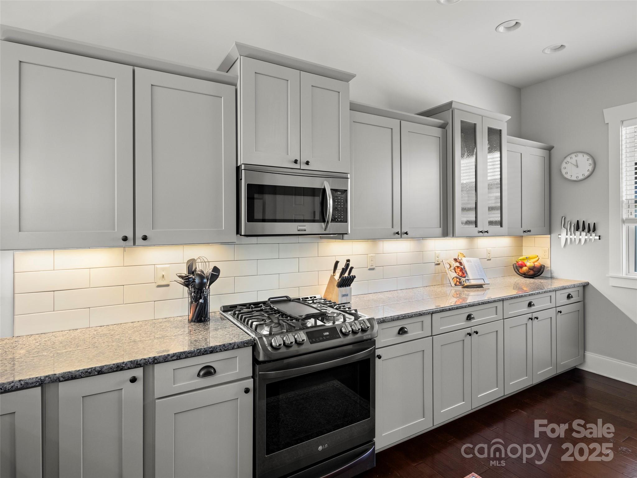 32 Bungalow Way Brevard NC 28712