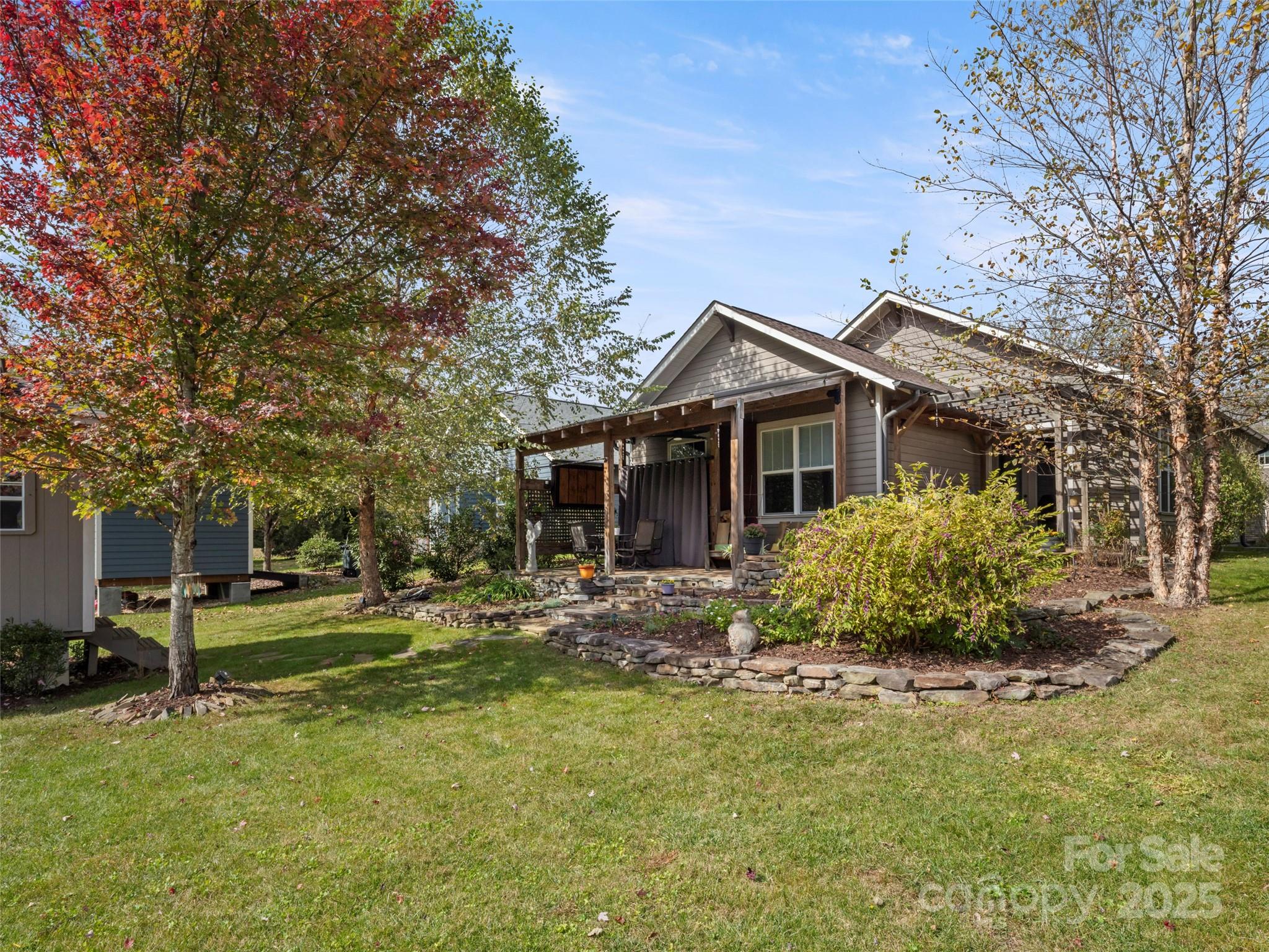 32 Bungalow Way Brevard NC 28712