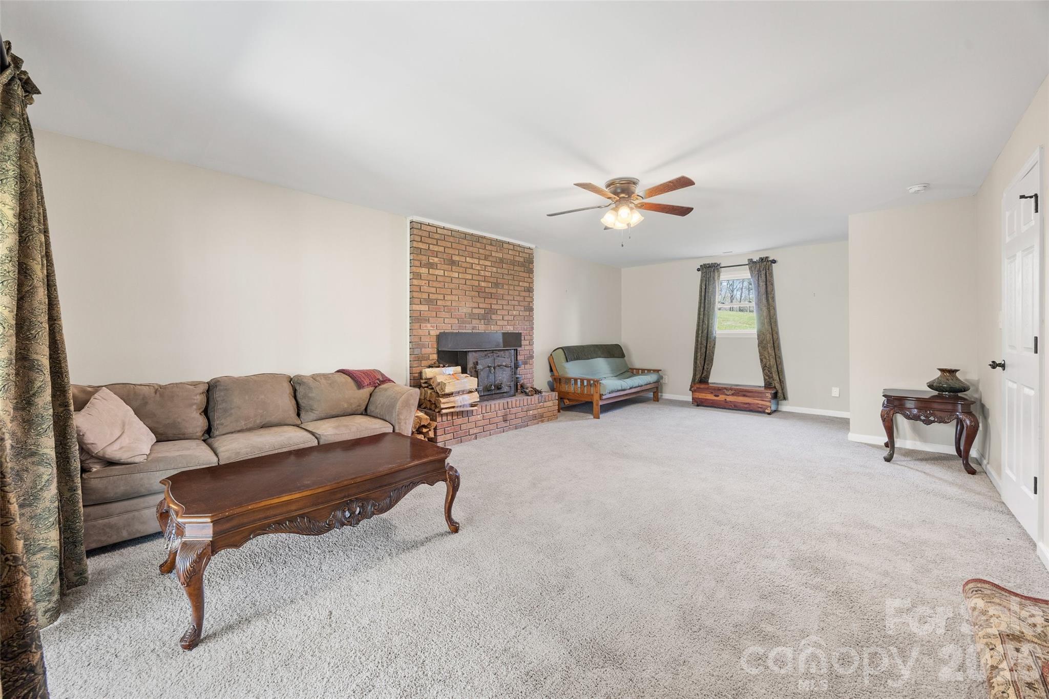 4206 Wimbledon Drive Dallas NC 28034