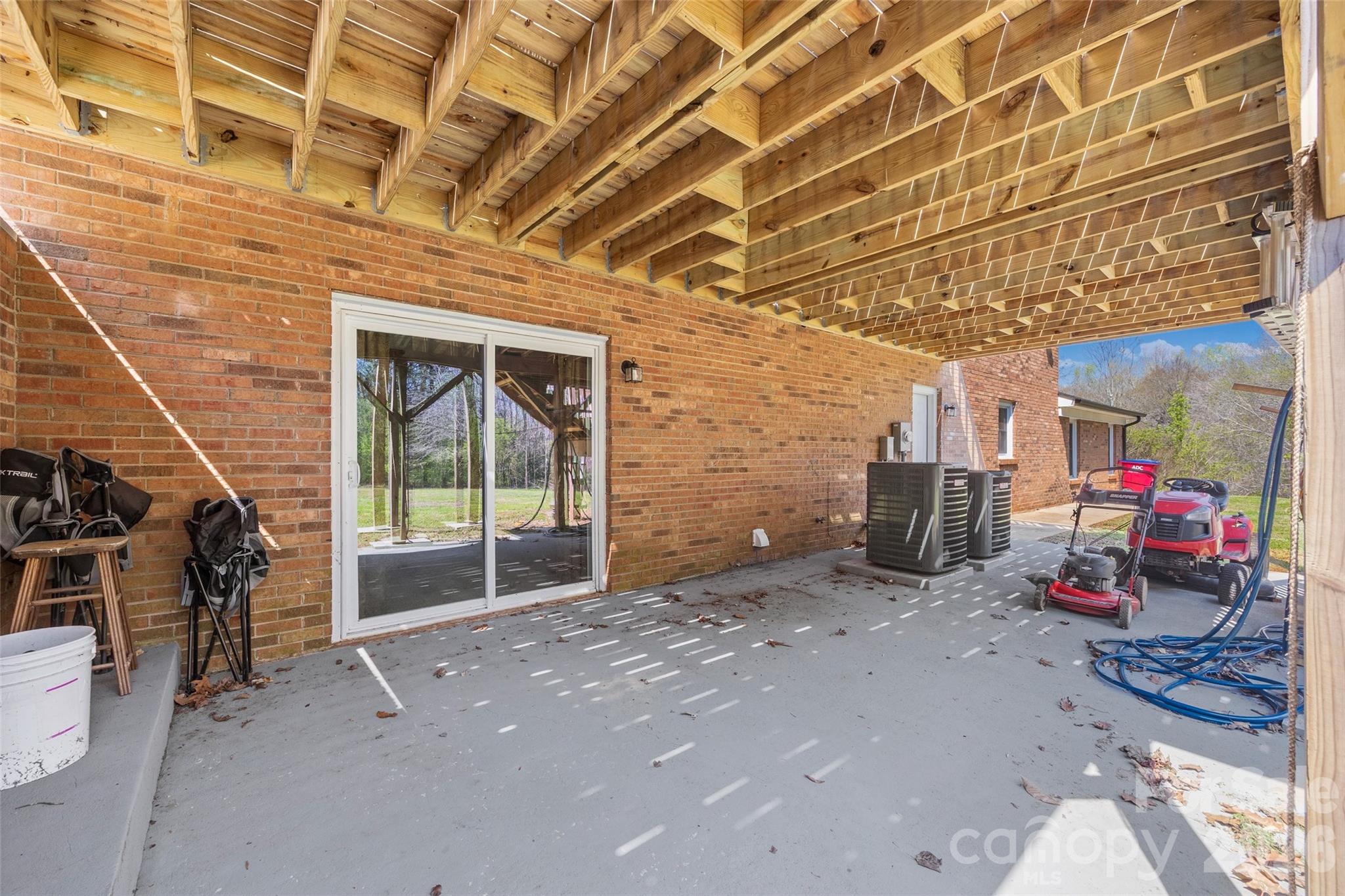 4206 Wimbledon Drive Dallas NC 28034