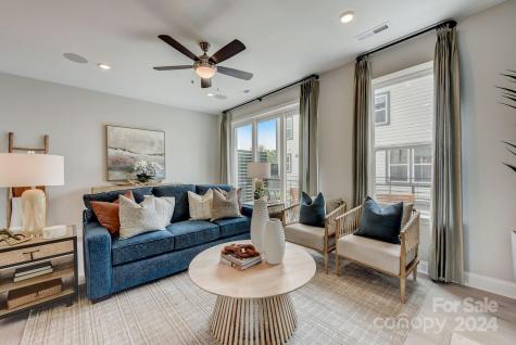 5033 Sunnybrae Place Charlotte NC 28262