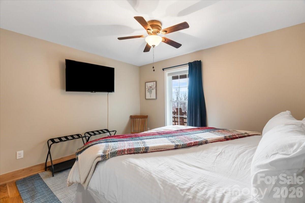 1045 Upward Way Waynesville NC 28785
