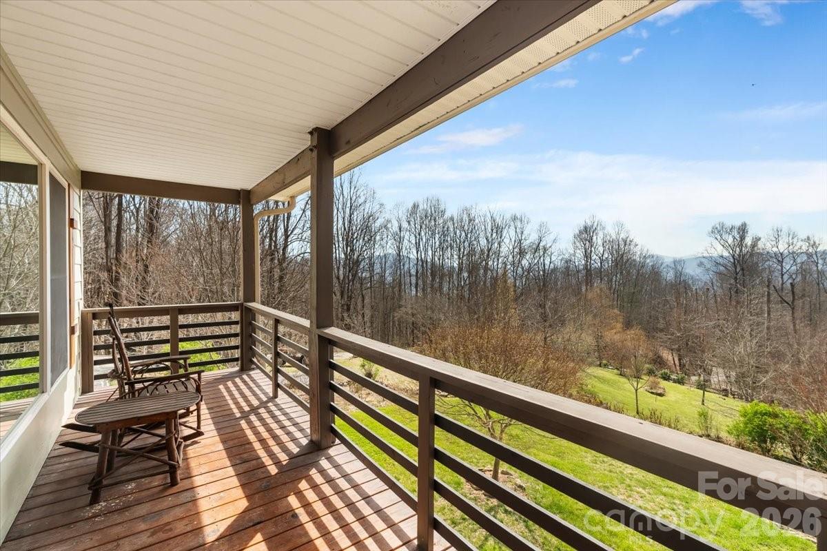 1045 Upward Way Waynesville NC 28785