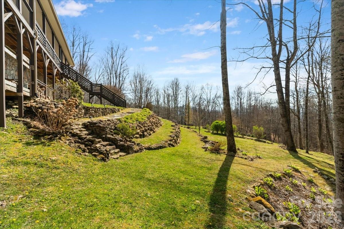 1045 Upward Way Waynesville NC 28785