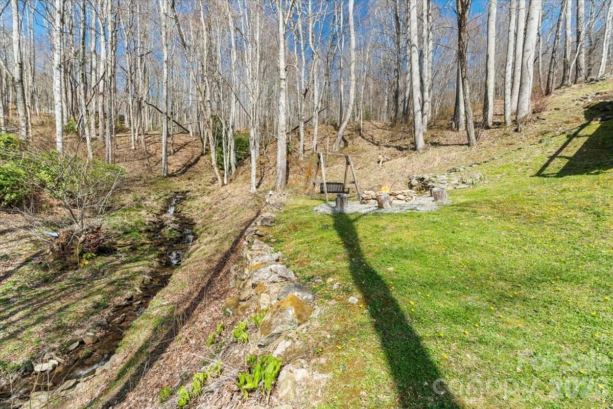 1045 Upward Way Waynesville NC 28785