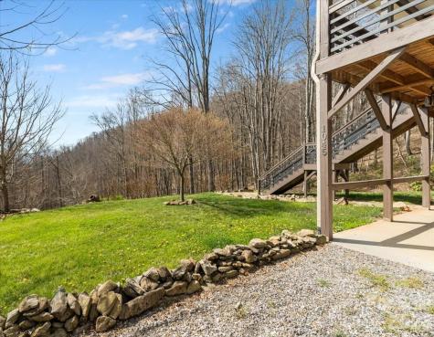 1045 Upward Way Waynesville NC 28785
