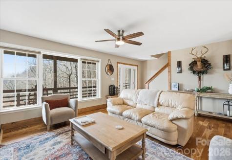 1045 Upward Way Waynesville NC 28785