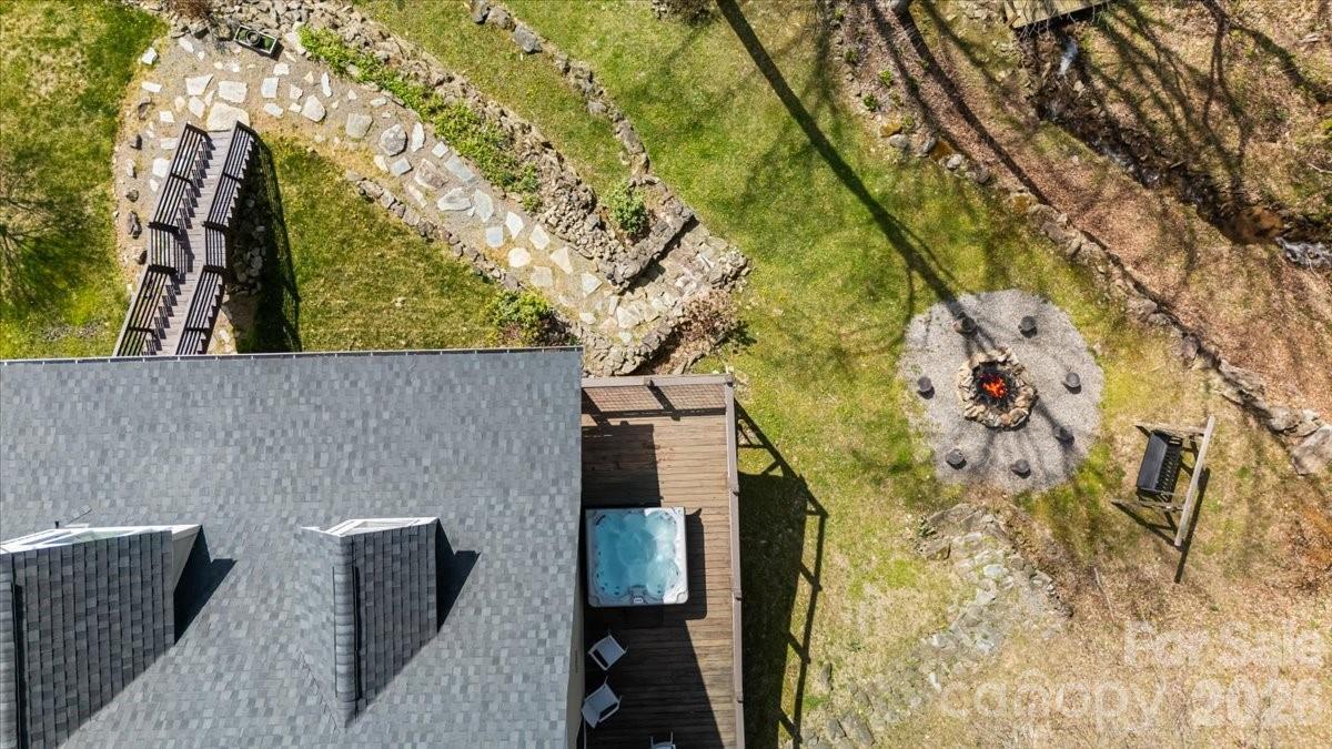 1045 Upward Way Waynesville NC 28785