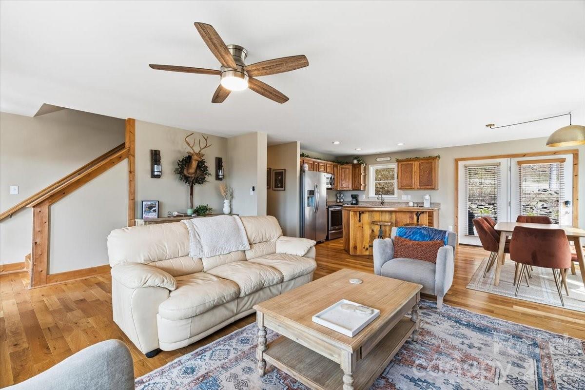 1045 Upward Way Waynesville NC 28785