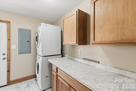 1045 Upward Way Waynesville NC 28785