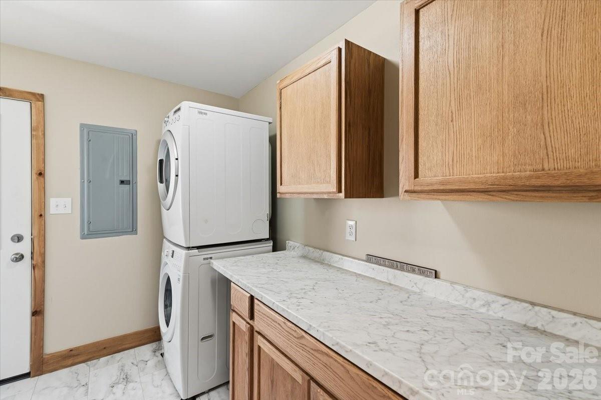 1045 Upward Way Waynesville NC 28785