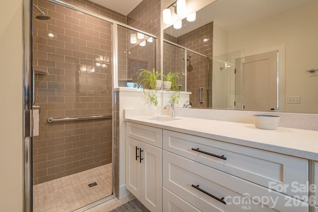 21 Orrinel Way Asheville NC 28806