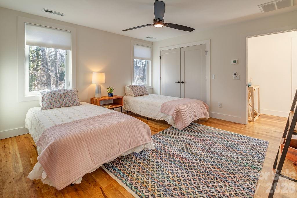 21 Orrinel Way Asheville NC 28806