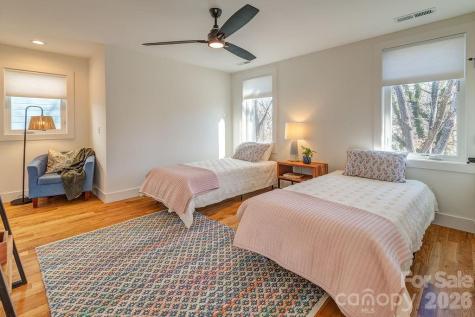 21 Orrinel Way Asheville NC 28806