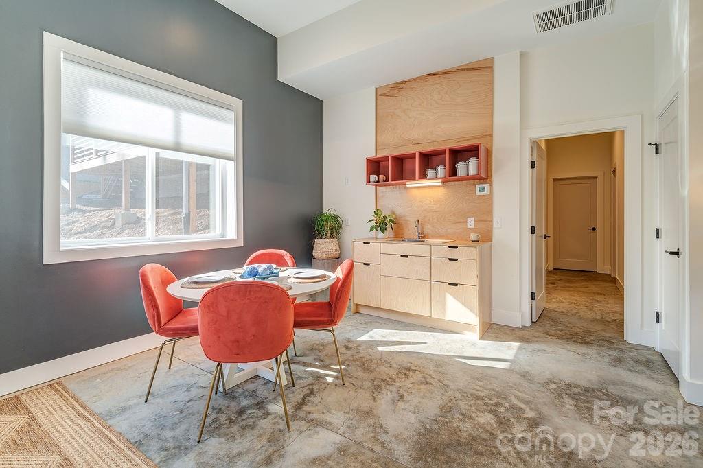 21 Orrinel Way Asheville NC 28806