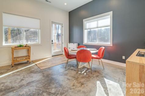 21 Orrinel Way Asheville NC 28806