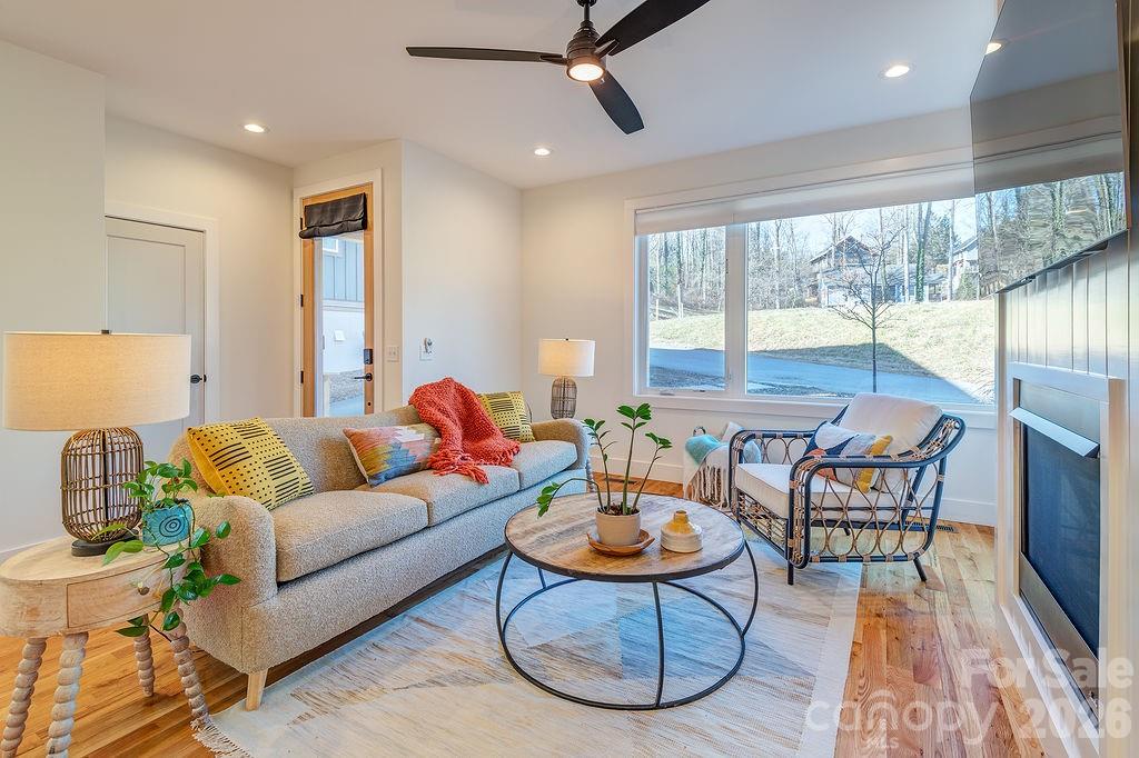 21 Orrinel Way Asheville NC 28806