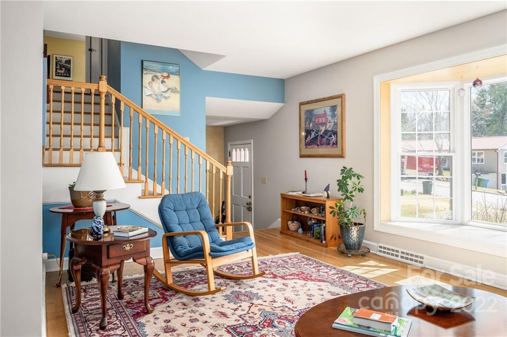 14 Jarnaul Avenue Asheville NC 28804
