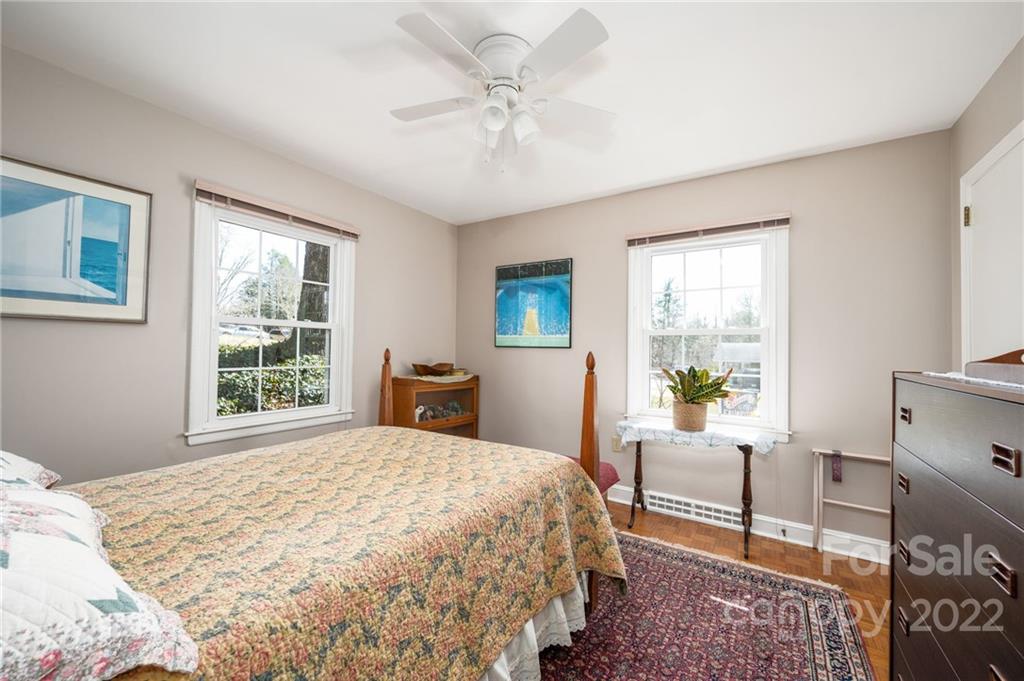 14 Jarnaul Avenue Asheville NC 28804