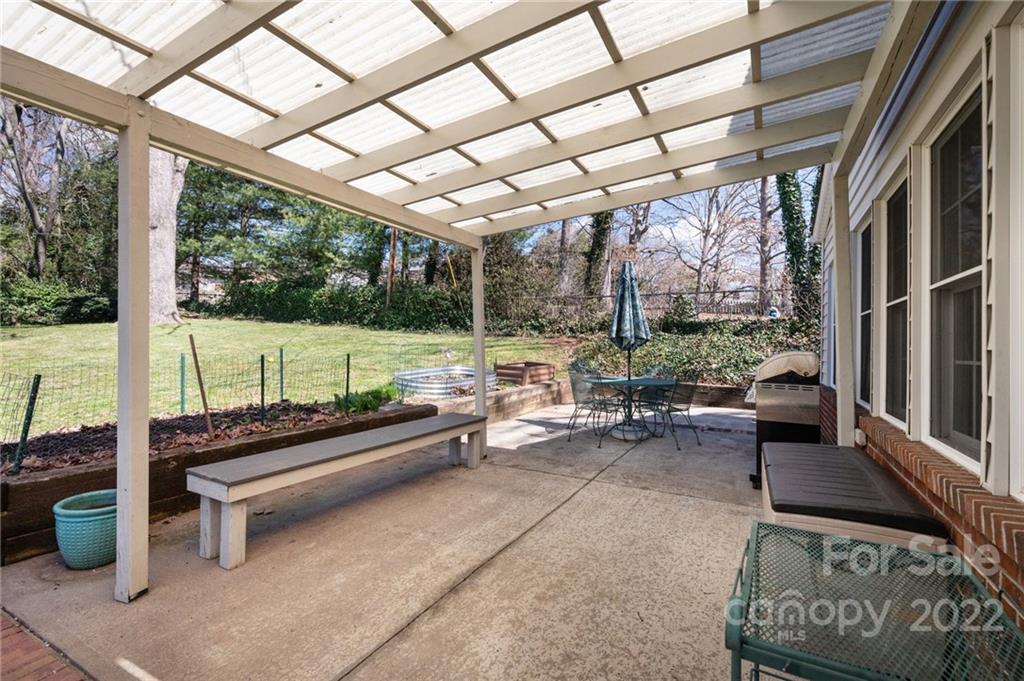14 Jarnaul Avenue Asheville NC 28804