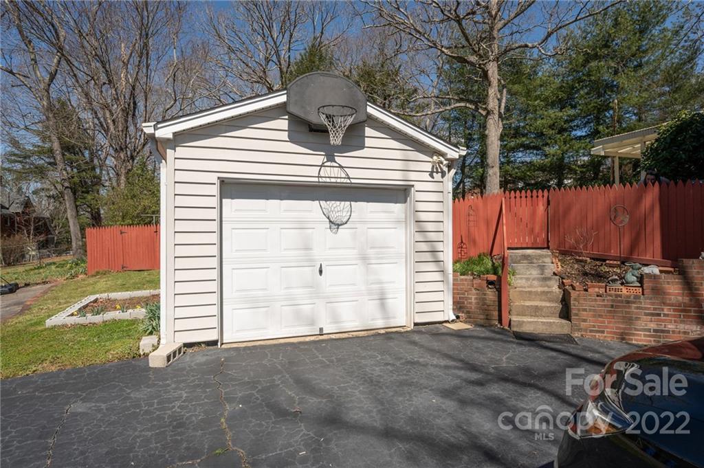 14 Jarnaul Avenue Asheville NC 28804
