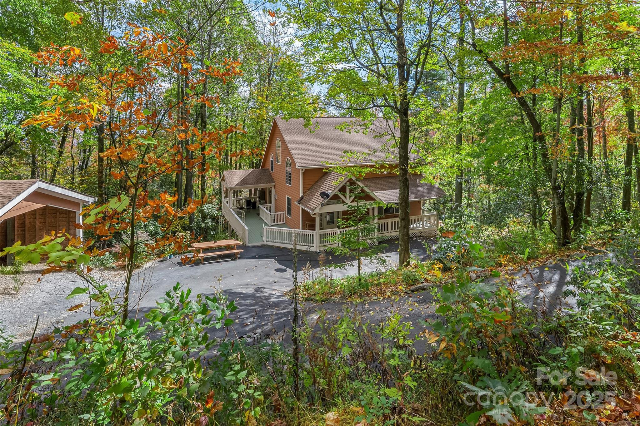 6151 Hemlock Lane Newland NC 28657