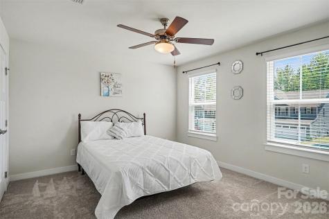 10190 Black Locust Lane Charlotte NC 28215