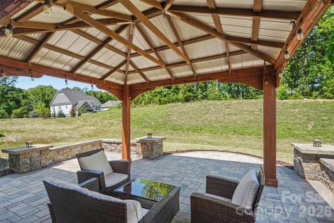 10190 Black Locust Lane Charlotte NC 28215