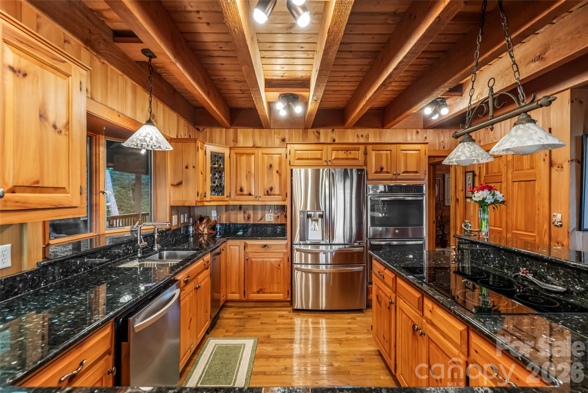 163 Tweetys Knoll Burnsville NC 28714