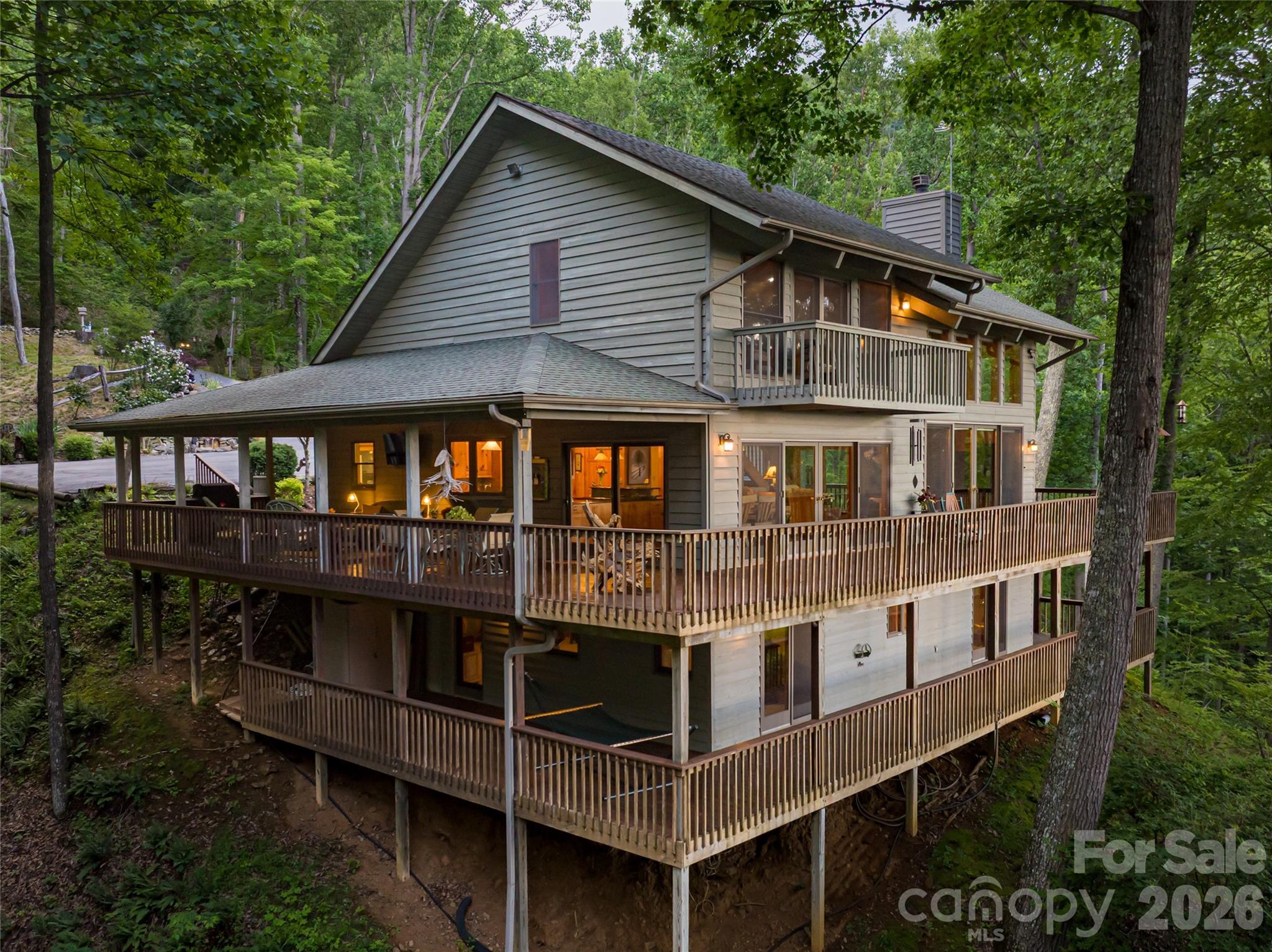 163 Tweetys Knoll Burnsville NC 28714