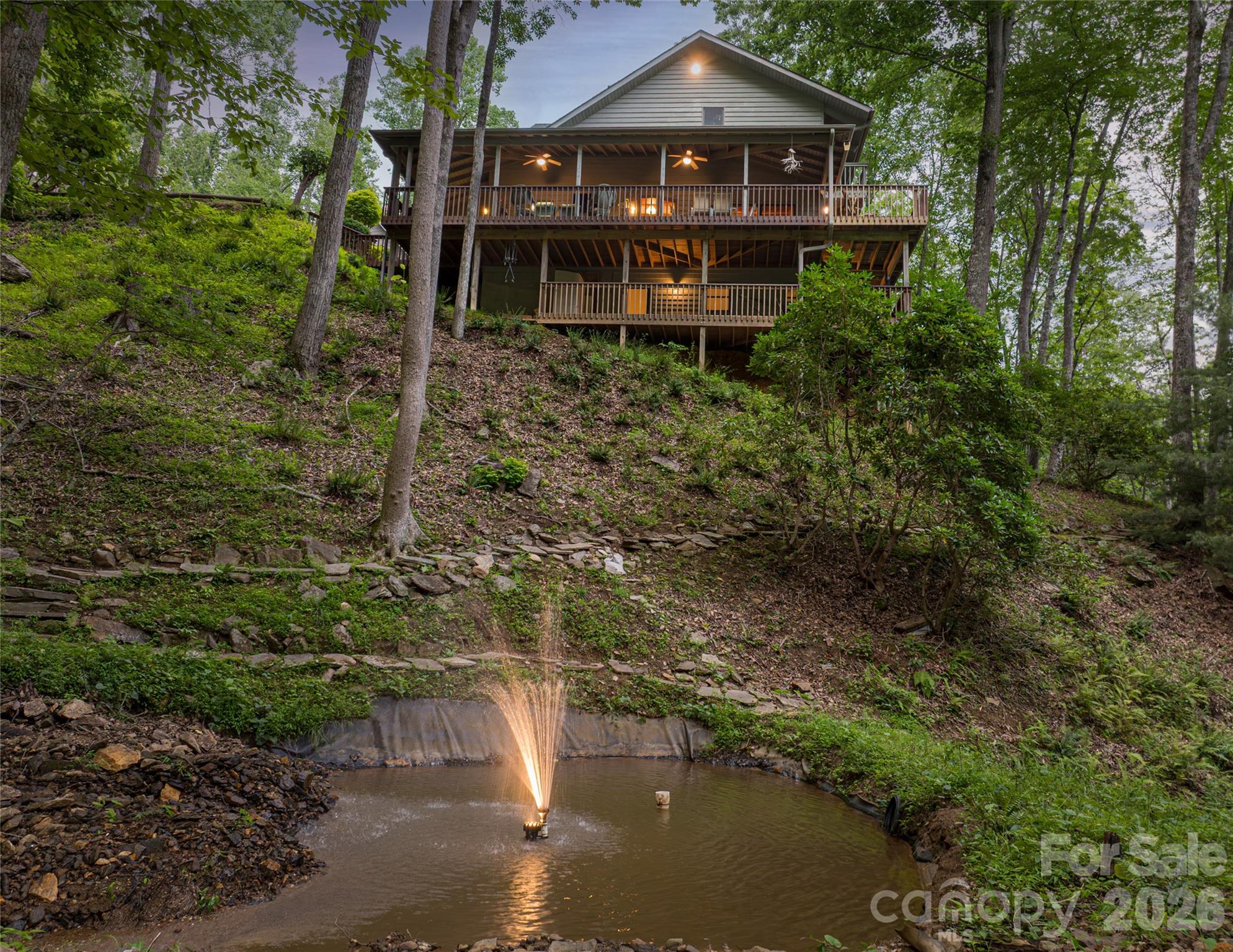 163 Tweetys Knoll Burnsville NC 28714