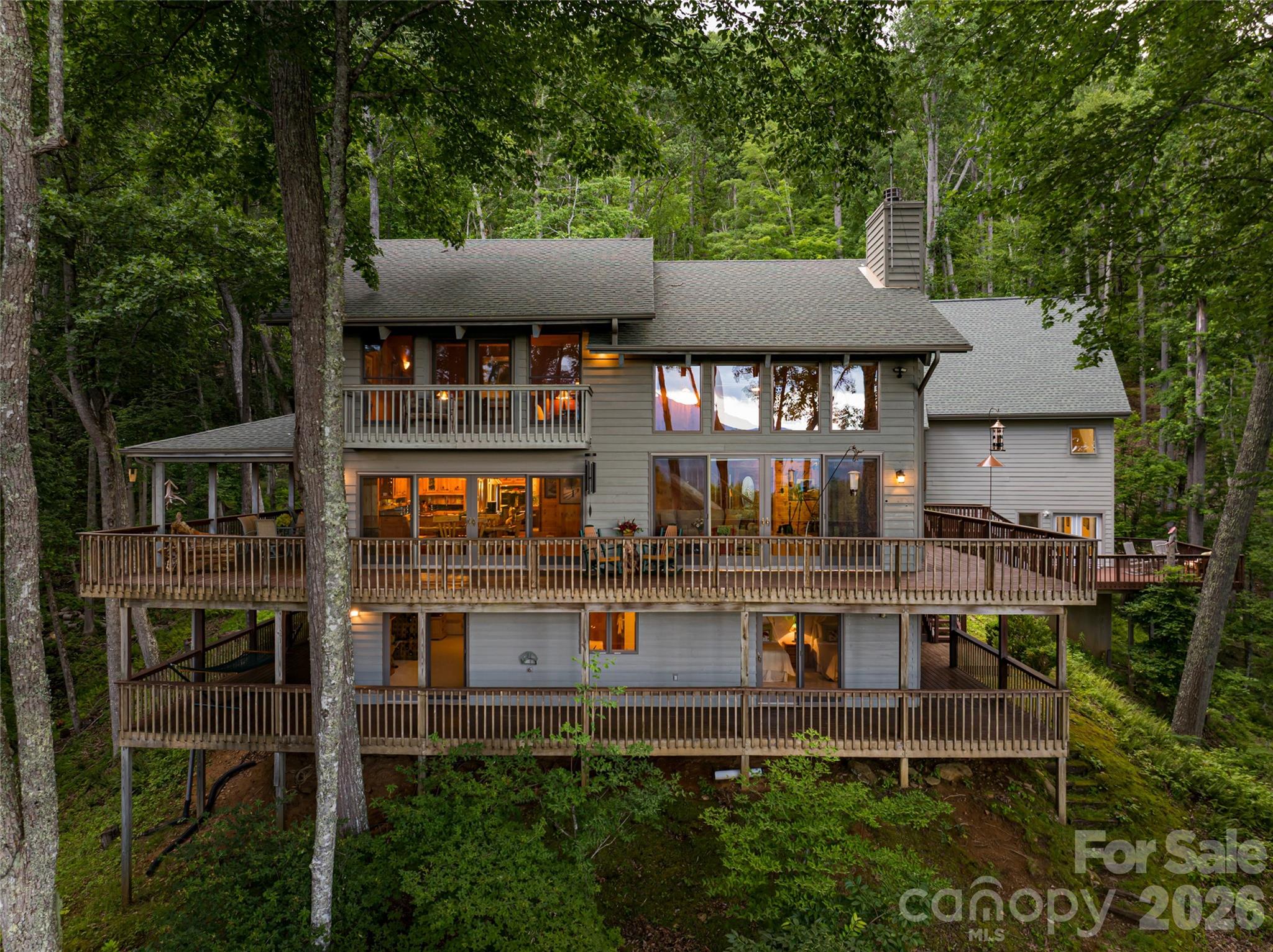 163 Tweetys Knoll Burnsville NC 28714