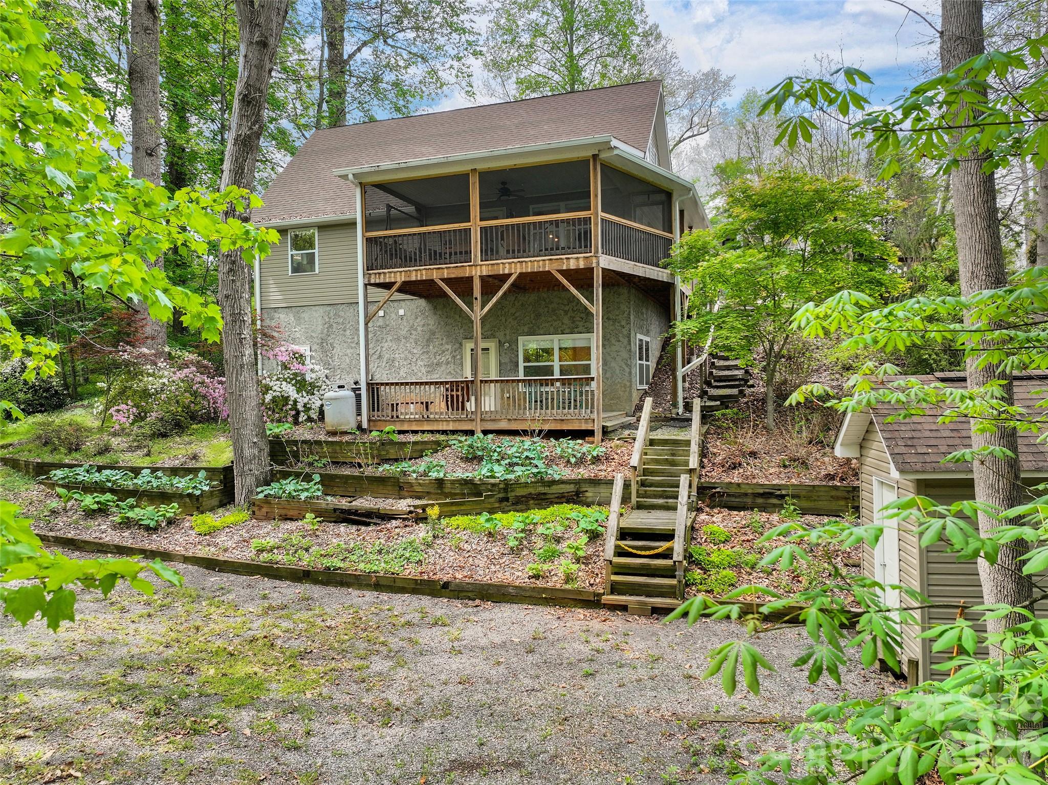 215 Atkins Loop Lake Junaluska NC 28745