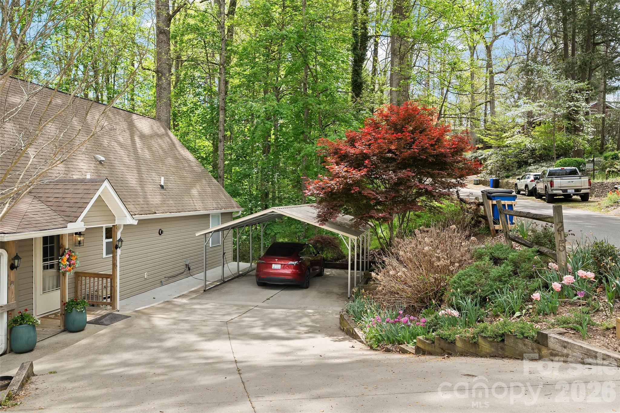 215 Atkins Loop Lake Junaluska NC 28745