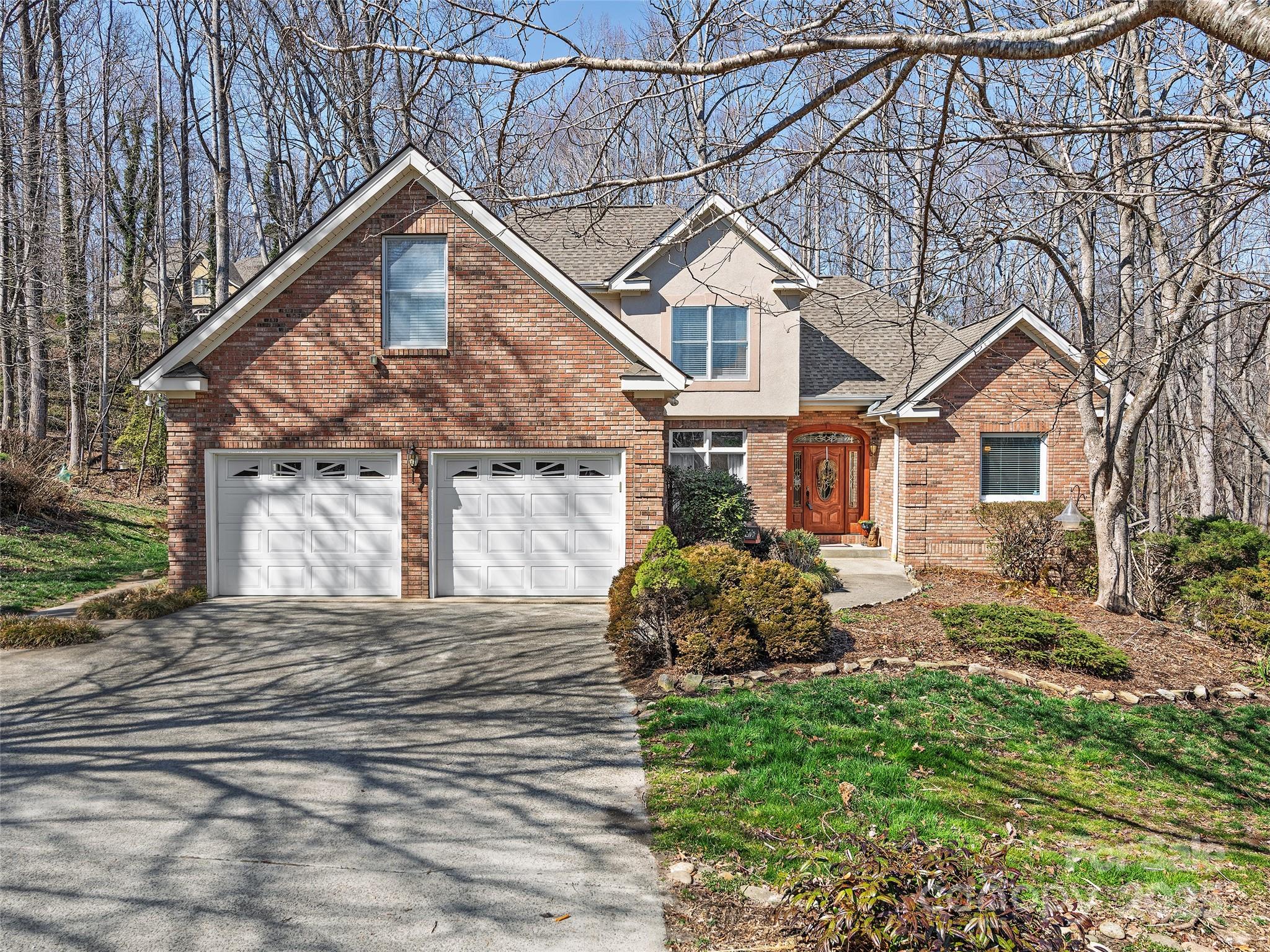 301 Benning Court Hendersonville NC 28792