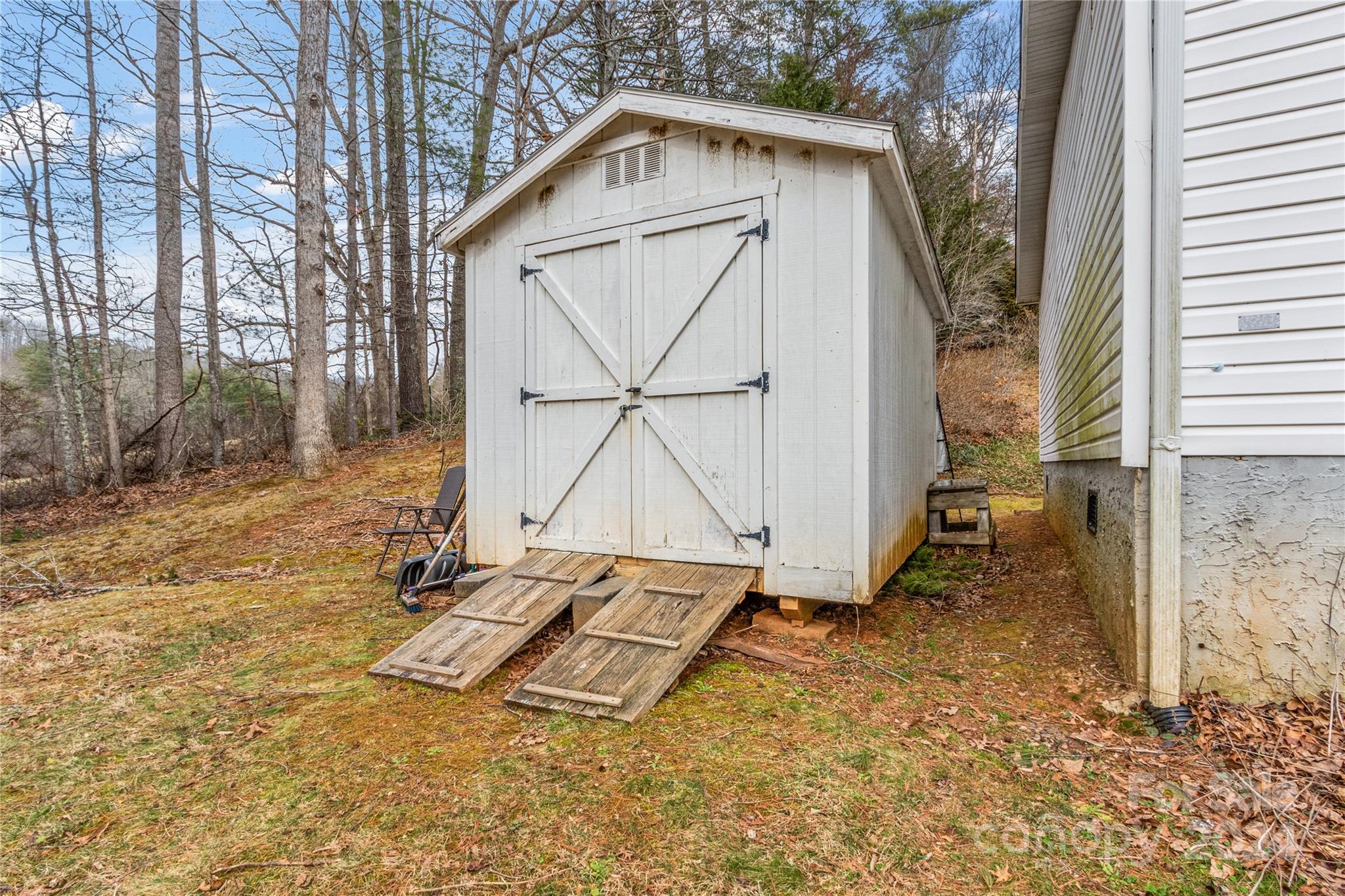 93 Brookside Drive Burnsville NC 28714