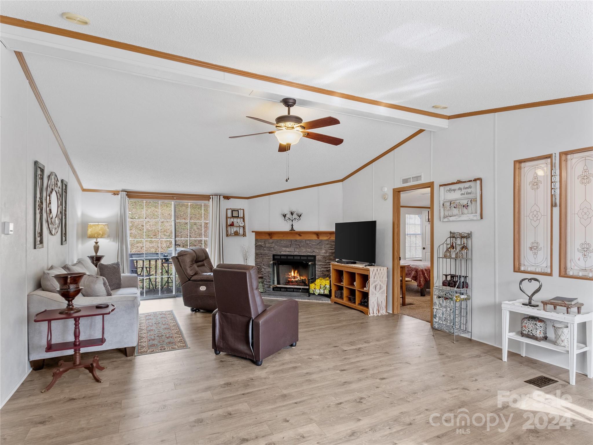 93 Brookside Drive Burnsville NC 28714