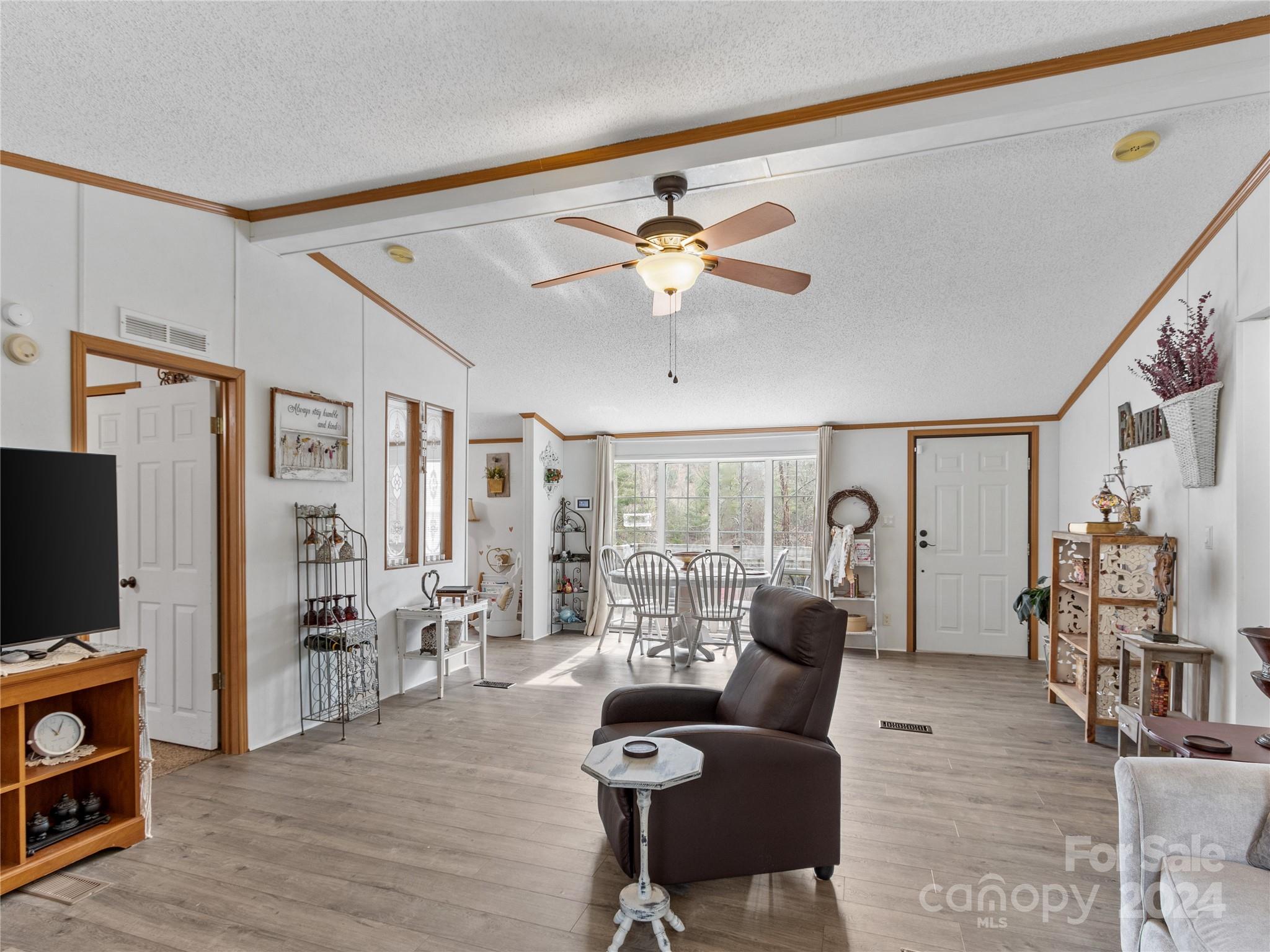 93 Brookside Drive Burnsville NC 28714