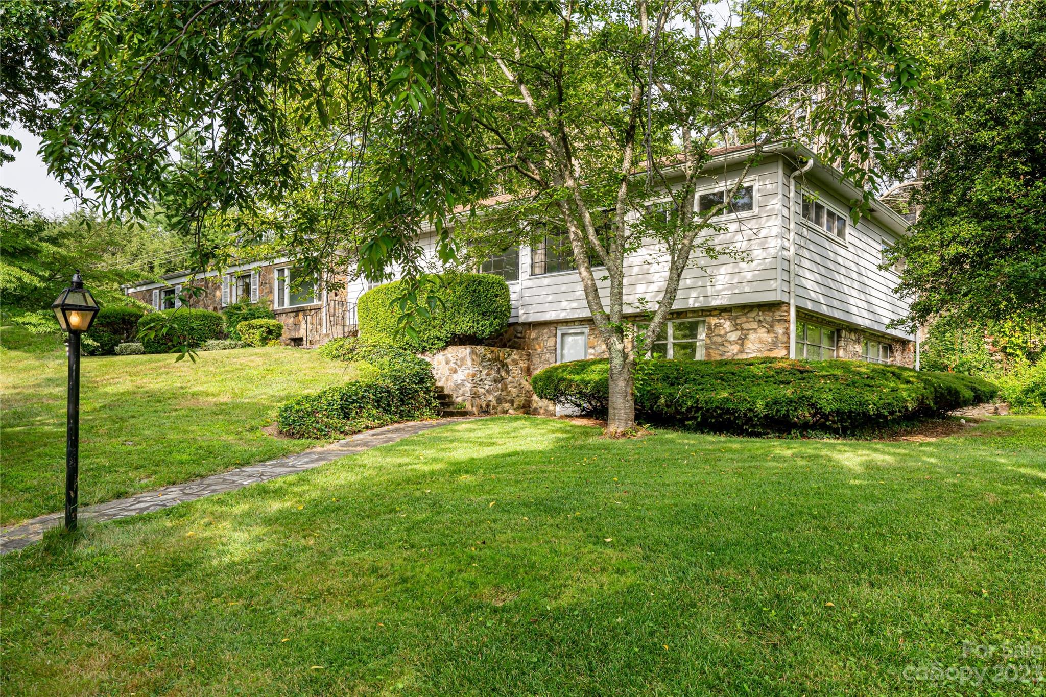 3 N Kensington Road Asheville NC 28804