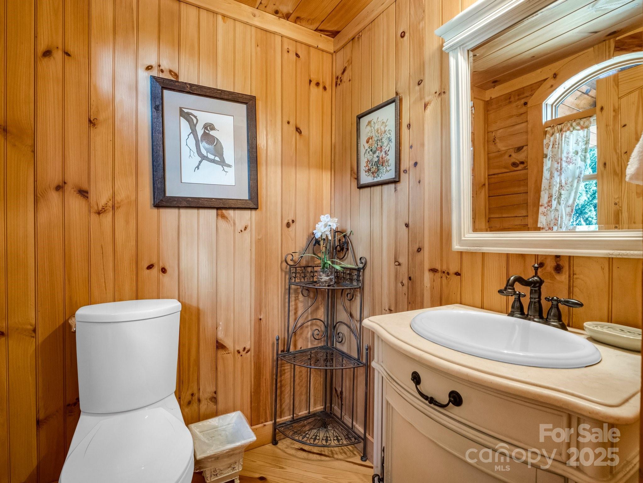 219 Highland Heights Lake Lure NC 28746