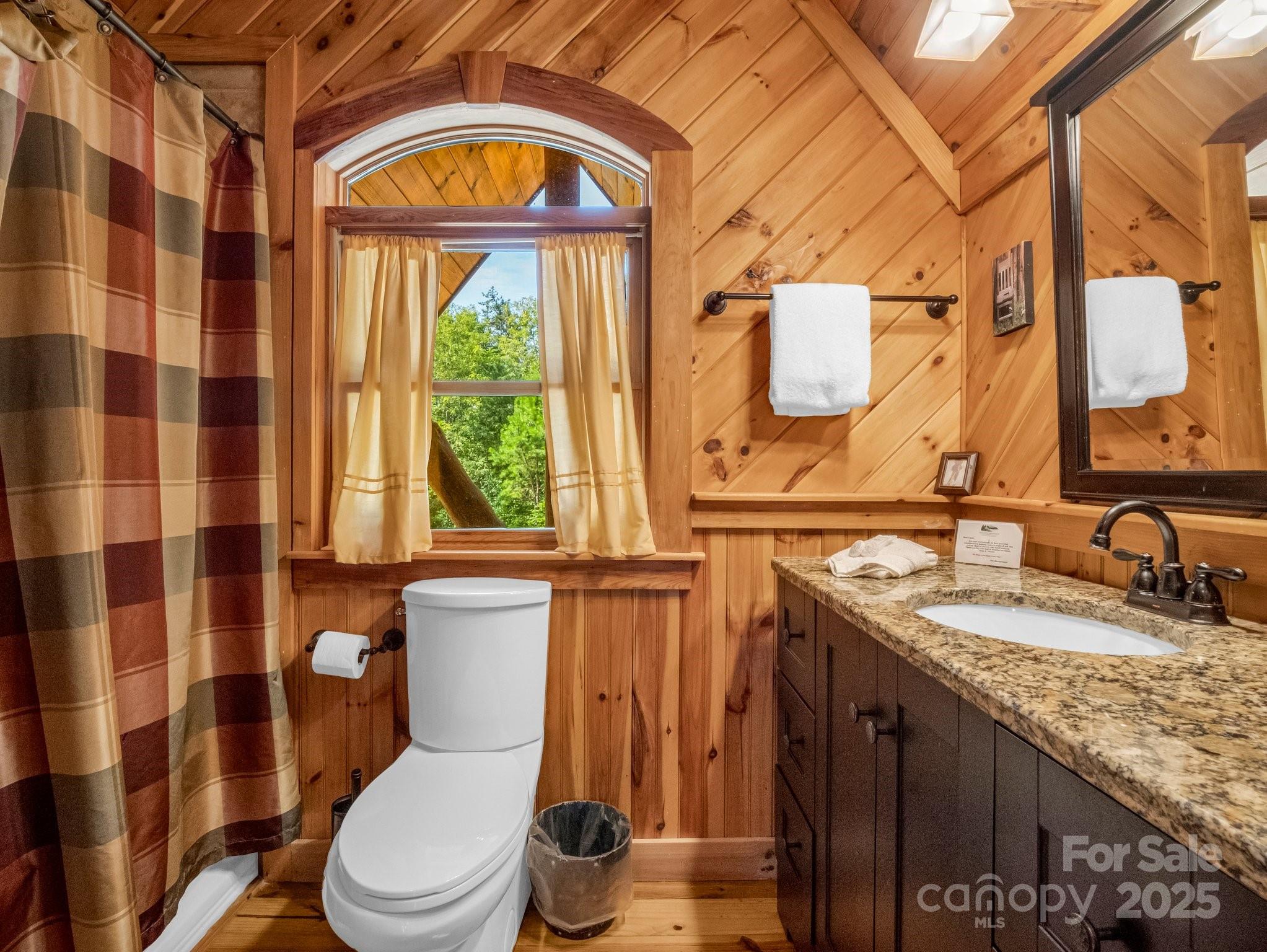219 Highland Heights Lake Lure NC 28746