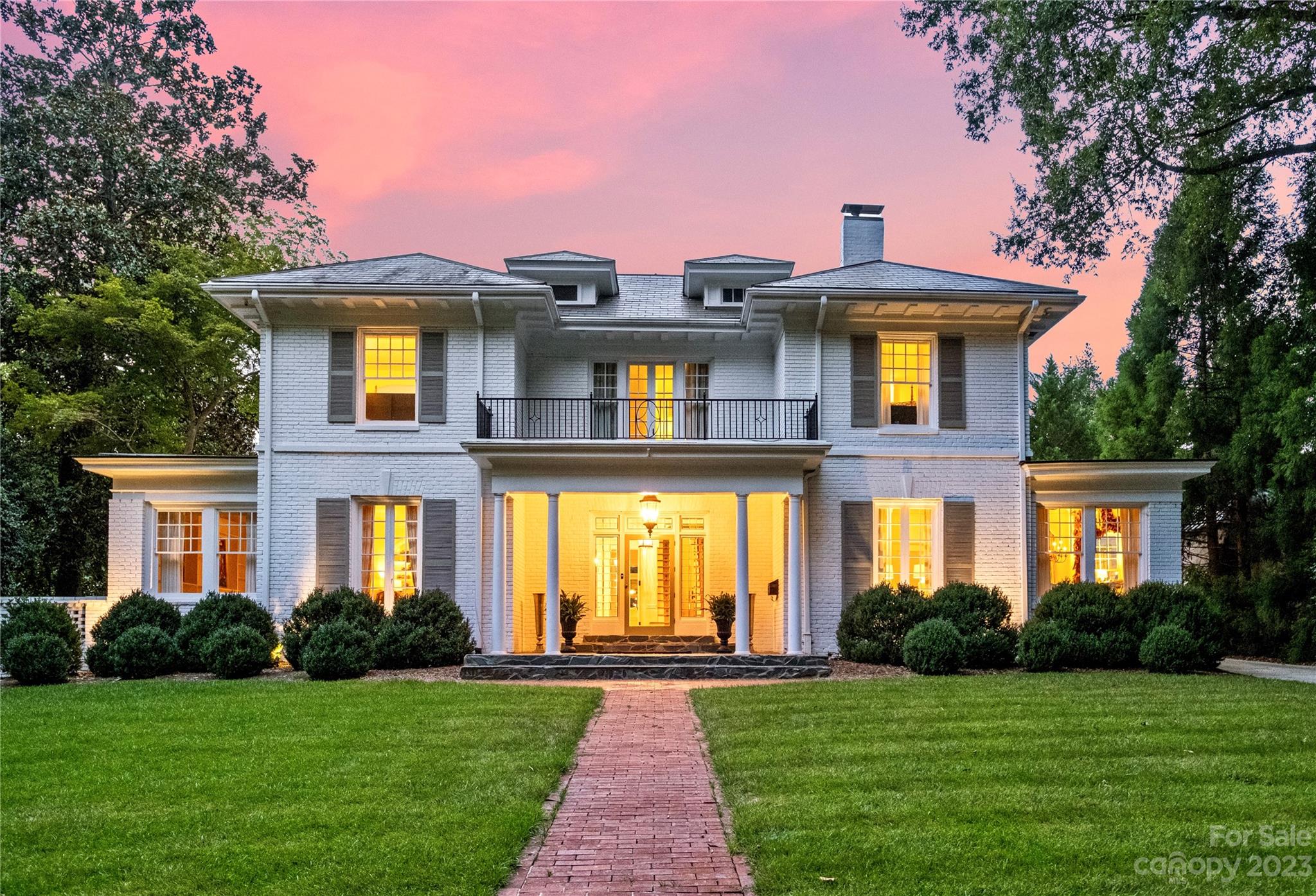 934 Granville Road Charlotte NC 28207