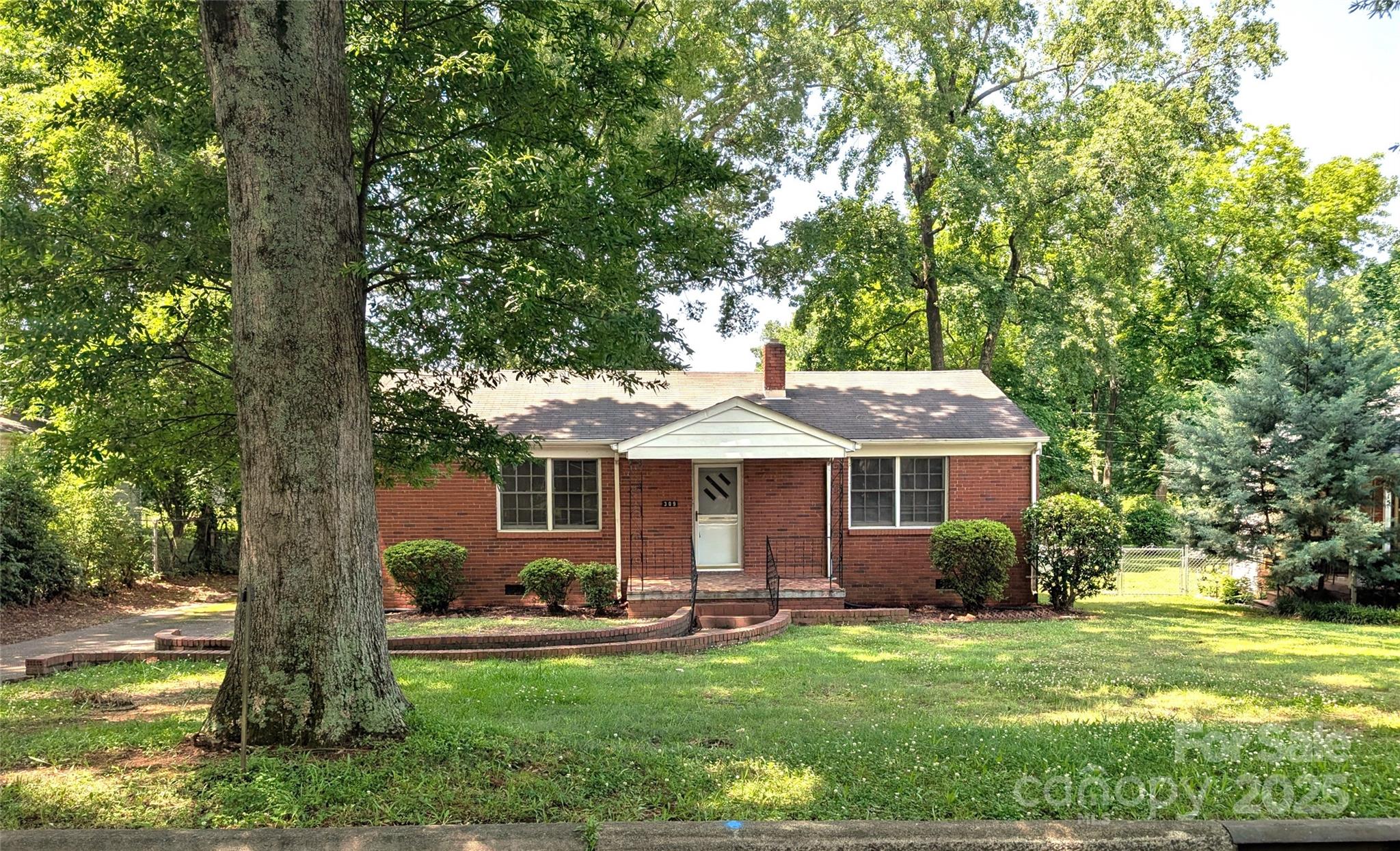 309 Fannie Circle Charlotte NC 28205