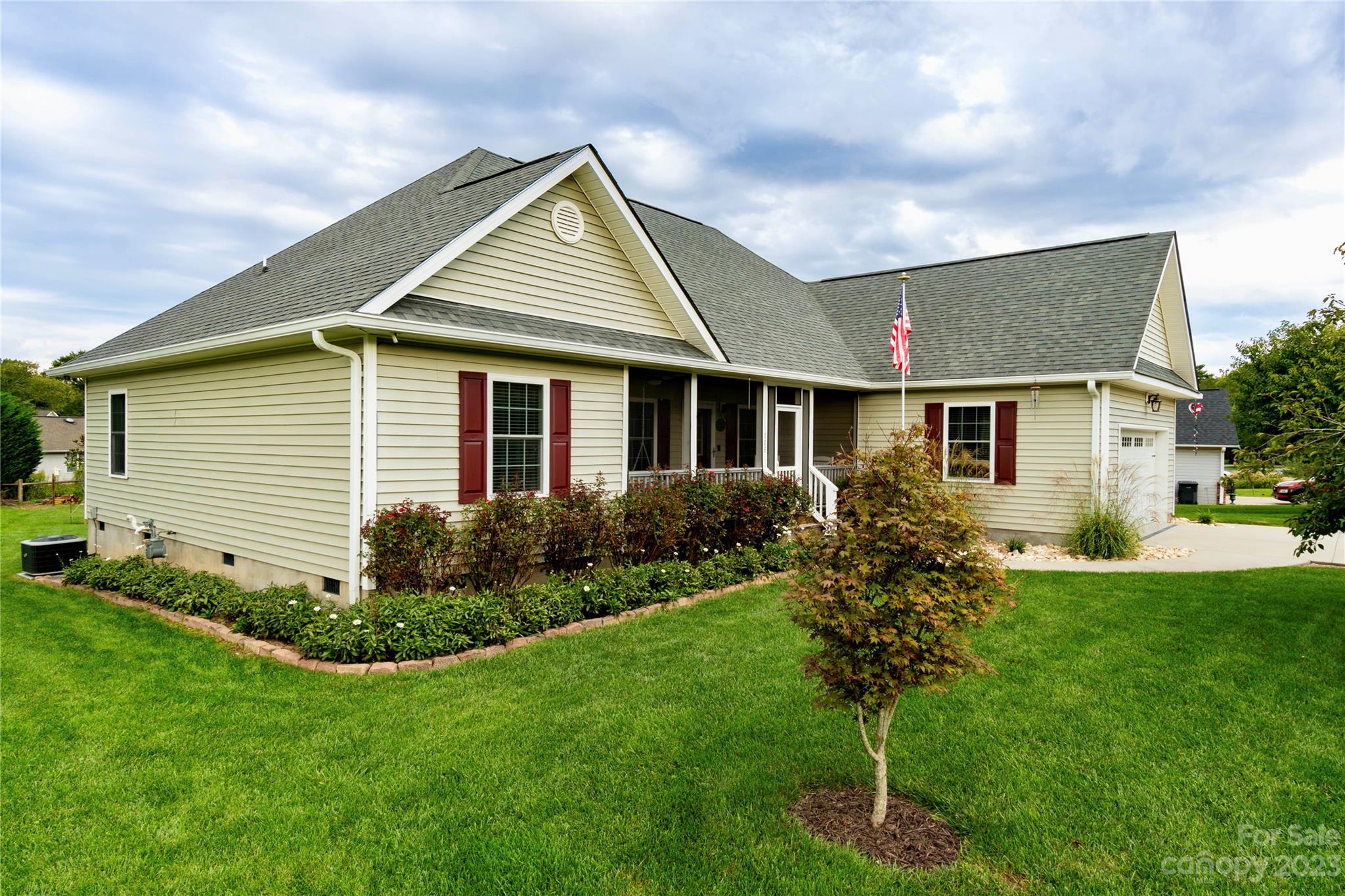 106 Beaver Dam Drive Mills River NC 28759