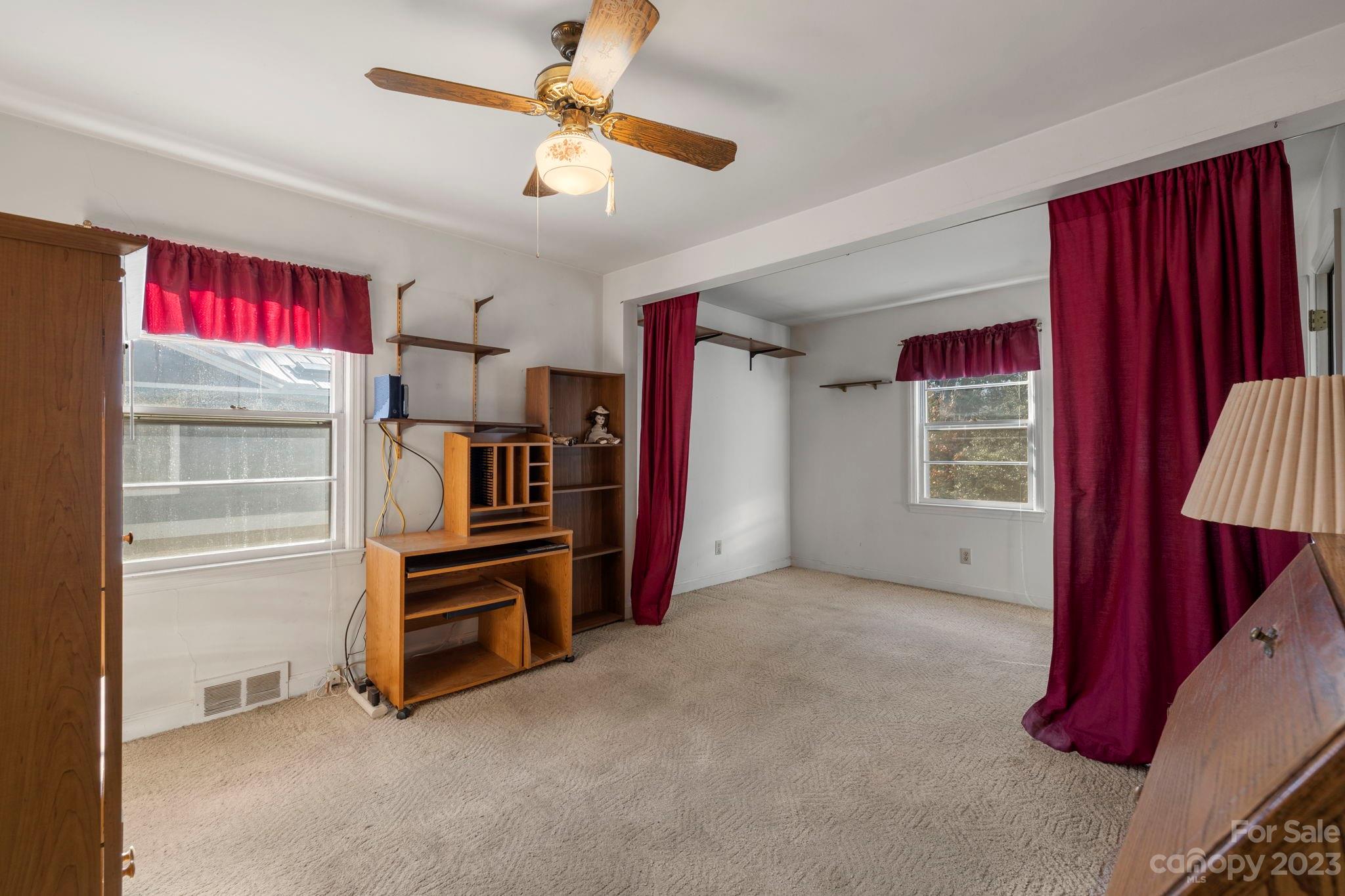 47 Baker Place Asheville NC 28806
