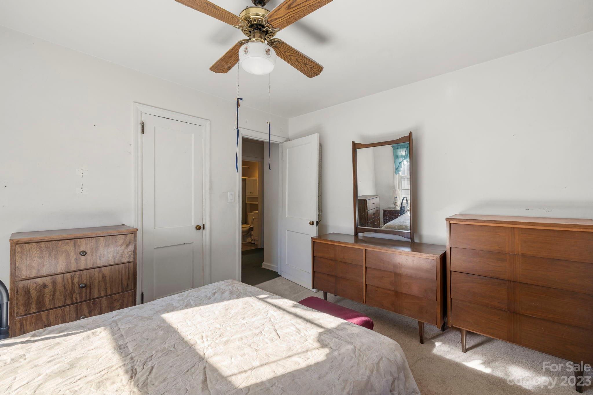 47 Baker Place Asheville NC 28806
